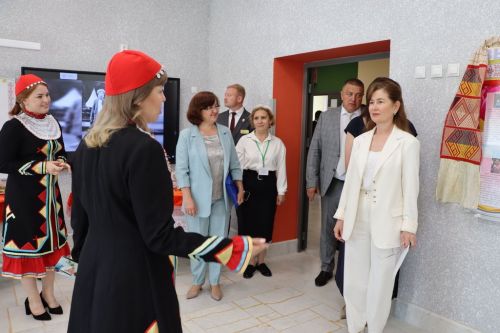 Сабада туган телләрне саклау һәм үстерү турында  сөйләштеләр