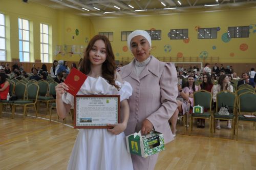 «Чыгарылыш кичәсе» - 2025: бәйрәмнән эксклюзив ФОТОРЕПОРТАЖ