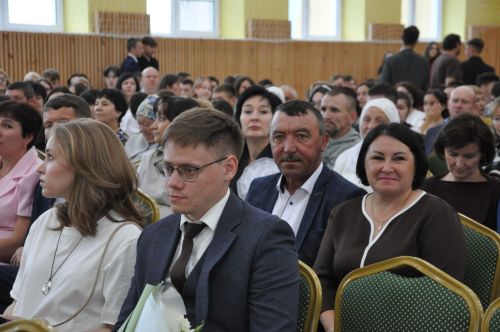 «Чыгарылыш кичәсе» - 2025: бәйрәмнән эксклюзив ФОТОРЕПОРТАЖ