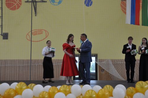 «Чыгарылыш кичәсе» - 2025: бәйрәмнән эксклюзив ФОТОРЕПОРТАЖ