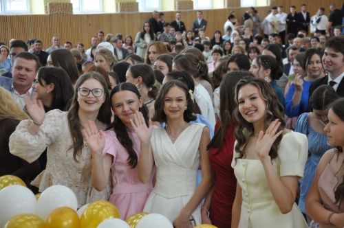«Чыгарылыш кичәсе» - 2025: бәйрәмнән эксклюзив ФОТОРЕПОРТАЖ
