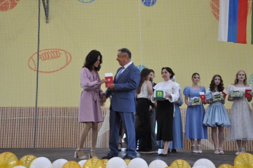 «Чыгарылыш кичәсе» - 2025: бәйрәмнән эксклюзив ФОТОРЕПОРТАЖ