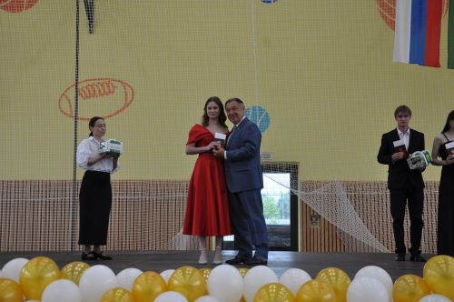 «Чыгарылыш кичәсе» - 2025: бәйрәмнән эксклюзив ФОТОРЕПОРТАЖ