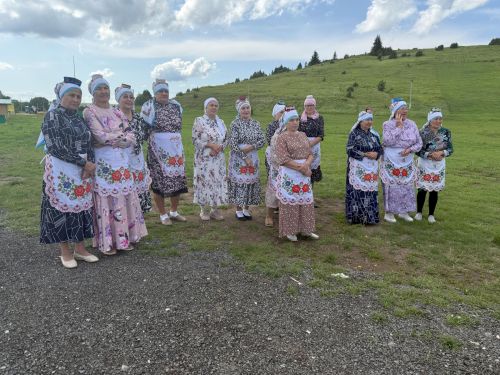 Сабада “Без тарихта эзлебез” иҗади- эзләнү конференциясе «Ак калфак» оешмасы вәкилләрен җыйды