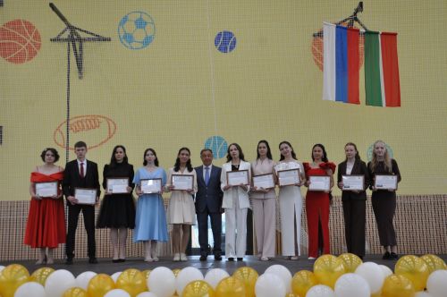 «Чыгарылыш кичәсе» - 2025: бәйрәмнән эксклюзив ФОТОРЕПОРТАЖ