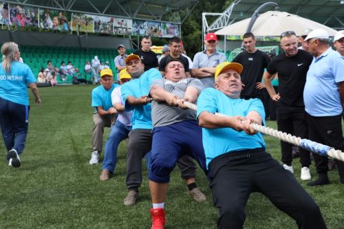 Эштә батырлар, ялда  ялкыннар