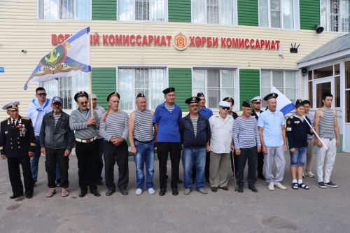 Сабада   диңгезчеләр маршы...