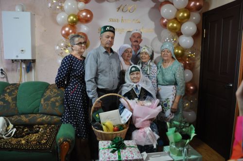 “Тормыш 100 яшьтә дә матур”