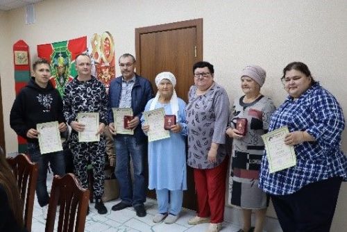 Күрмәүчеләрнең проблемаларын күрә белик