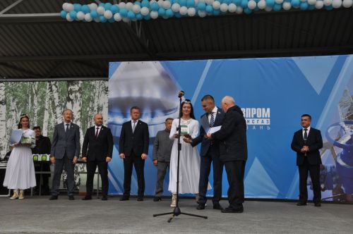 Өйләрне генә түгел, күңелләрне дә җылытучылар