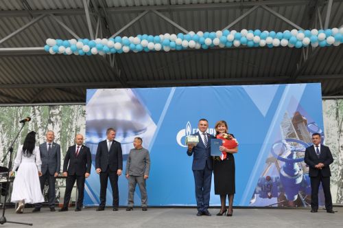 Өйләрне генә түгел, күңелләрне дә җылытучылар