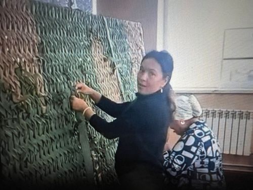 «Ашыгыч ярдәм» хезмәткәрләре свога маскировка челтәрләре үрүдә катнаштылар