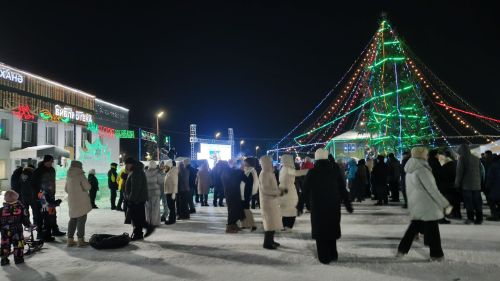 Яңа елның беренче ун көнендә Сабаның төп Чыршысы янында төрле күңел ачу чаралары үткәреләчәк