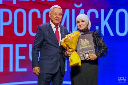 Мөхәммәтшин: Журналистлар дәүләт сәясәтен актив таратучы булып тора