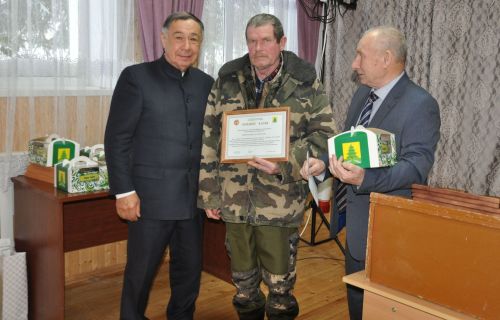 “Мөхәммәтшин” крестьян-фермер хуҗалыгында 2025 елдагы эшчәнлеккә нәтиҗә  ясадылар