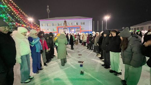Районыбызның медицина һәм мәдәният хезмәткәрләре Сабаның Төп Чыршысы янында Яңа ел бәйрәме уздырдылар (+видео)
