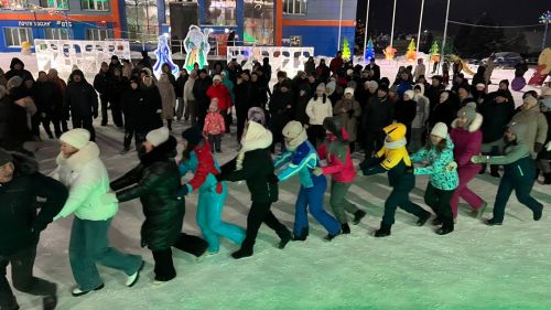 Районыбызның медицина һәм мәдәният хезмәткәрләре Сабаның Төп Чыршысы янында Яңа ел бәйрәме уздырдылар (+видео)