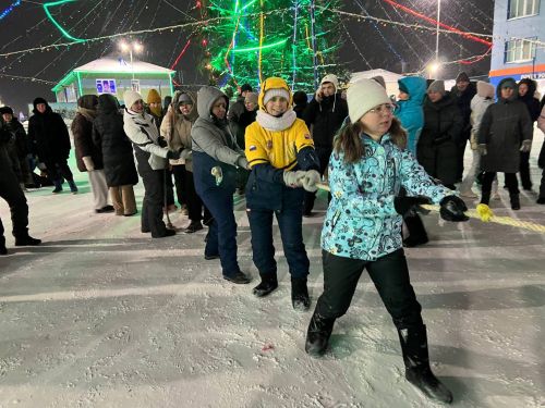 Районыбызның медицина һәм мәдәният хезмәткәрләре Сабаның Төп Чыршысы янында Яңа ел бәйрәме уздырдылар (+видео)