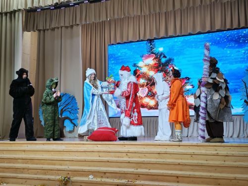 Сабада район башлыгы  чыршысы ике  урында кабынды