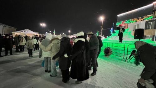 Районыбызның медицина һәм мәдәният хезмәткәрләре Сабаның Төп Чыршысы янында Яңа ел бәйрәме уздырдылар (+видео)