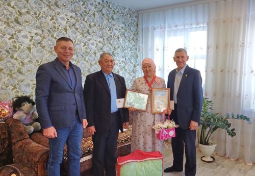 Юбилярны котладылар