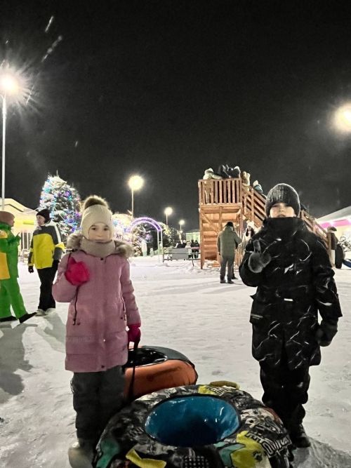 Сабада Төп чыршы янындагы мәйданны бүген салым инспекциясе хезмәткәрләре «кыздырды»