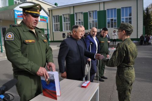 Иске Икшермә кадет-интернат мәктәбендә 48 укучы тантаналы ант бирде