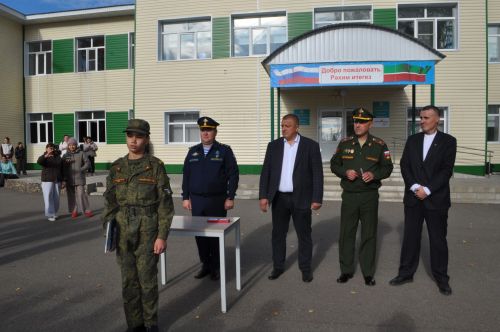 Иске Икшермә кадет-интернат мәктәбендә 48 укучы тантаналы ант бирде