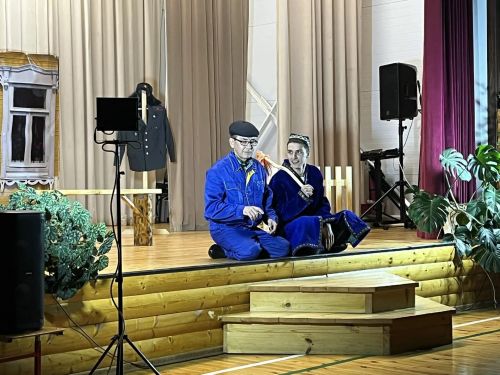 Сабабаш һәвәскәрләре тамашачыларны «Итәкле кияү» белән сөендерде
