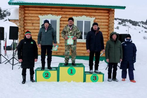 Иләбәрдә «Игенче» - 2026» чаңгы ярышында терлекчеләр, сыер савучылар, игенче-механизаторлар да чаңгыга басты