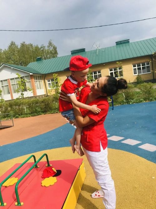 «Хезмәтен бизәүче гүзәл зат»