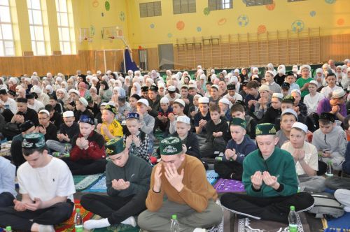 Сабада мәктәп укучылары өчен ифтар ашы узды