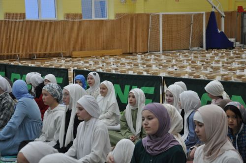 Сабада мәктәп укучылары өчен ифтар ашы узды