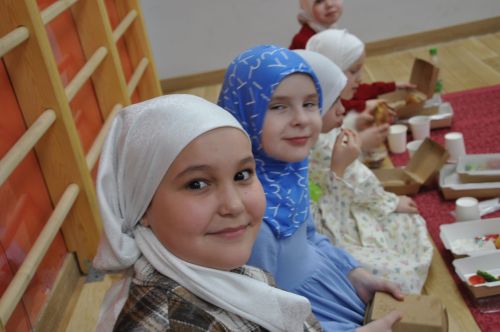 Сабада мәктәп укучылары өчен ифтар ашы узды