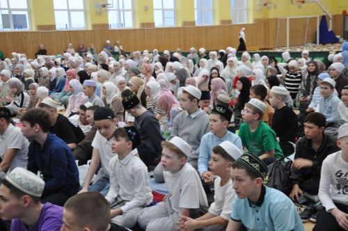 Сабада мәктәп укучылары өчен ифтар ашы узды