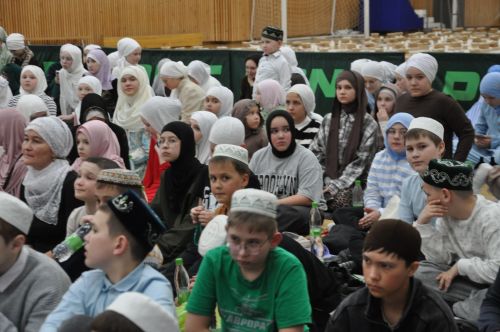 Сабада мәктәп укучылары өчен ифтар ашы узды
