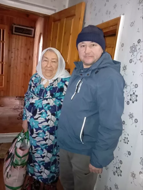 «Игенче» җәмгыятендә хуҗалыкта хезмәт куйган 280 ветеранга Рамазан күчтәнәче тапшырдылар