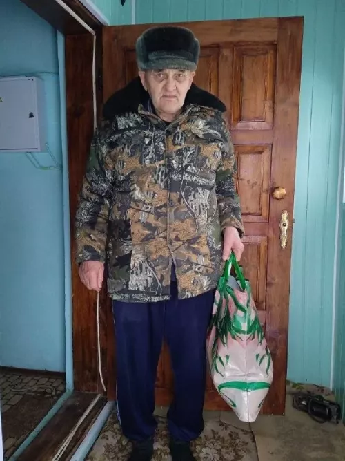 «Игенче» җәмгыятендә хуҗалыкта хезмәт куйган 280 ветеранга Рамазан күчтәнәче тапшырдылар