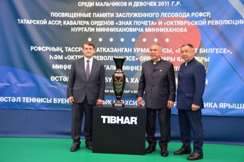 Рөстәм Миннеханов Сабада өстәл теннисы буенча халыкара турнир ачылышында катнашты