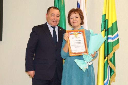 Халыкның медицина ярдәме  күрсәтүдән канәгатьлеге “4”ле билгесе  белән бәяләнә
