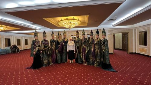 Казанда «Ел хатын -кызы. Ел-ир-аты: хатын-кыз карашыннан» республика конкурсы җиңүчеләрен хөрмәтләделәр