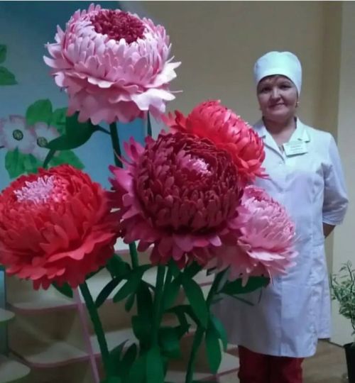 ”Хезмәтен бизәүче гүзәл зат»