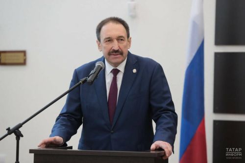 Песошин Татарстанлыларны меценат һәм хәйрияче көне белән котлады