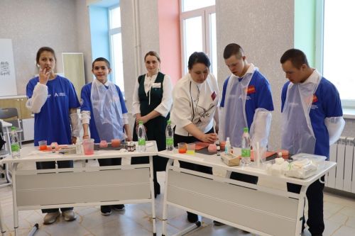Төп бүләк –  һөнәрләр дөньясының бер өлеше булу мөмкинлеге.