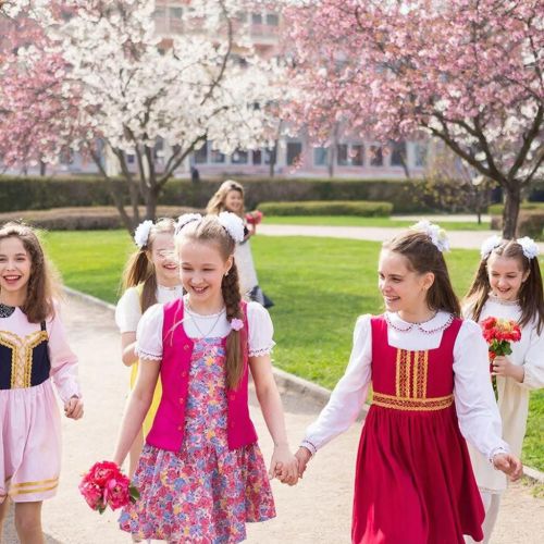 25 апрель көне нәрсә белән үзенчәлекле?