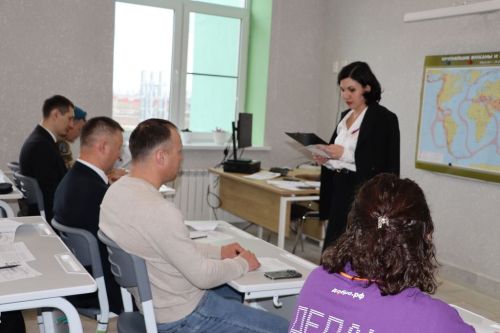 Саба  урта  мәктәбендә 150дән  артык кеше Җиңү диктанты  язды