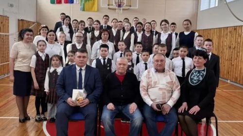 Мичән төп мәктәбендә күренекле шәхесләр белән очрашу узды
