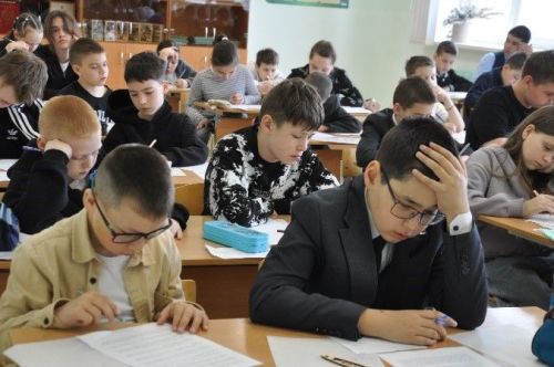 “Фән илендә сәяхәттә булдык”
