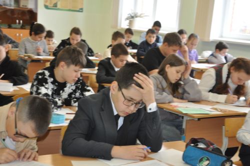 “Фән илендә сәяхәттә булдык”