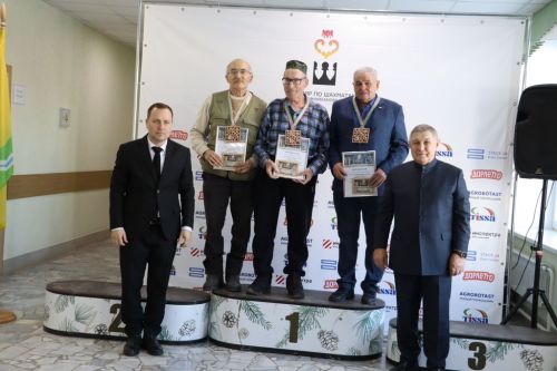 Шахматта һәр йөреш, һәр позиция — сайлау һәм җаваплылык, ә партияләр  акыллар һәм характерлар көрәше